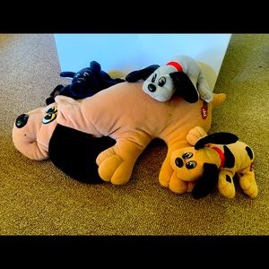 20” pound puppy, 6” pound puppies plush